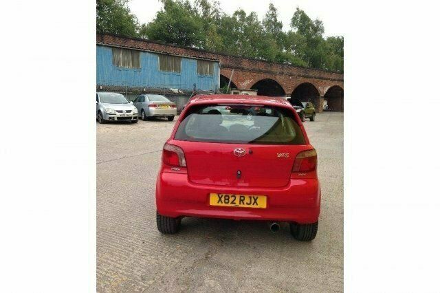 Used 2001 Toyota Yaris Hatchback | £1,299 (Good price) - Image 1/4