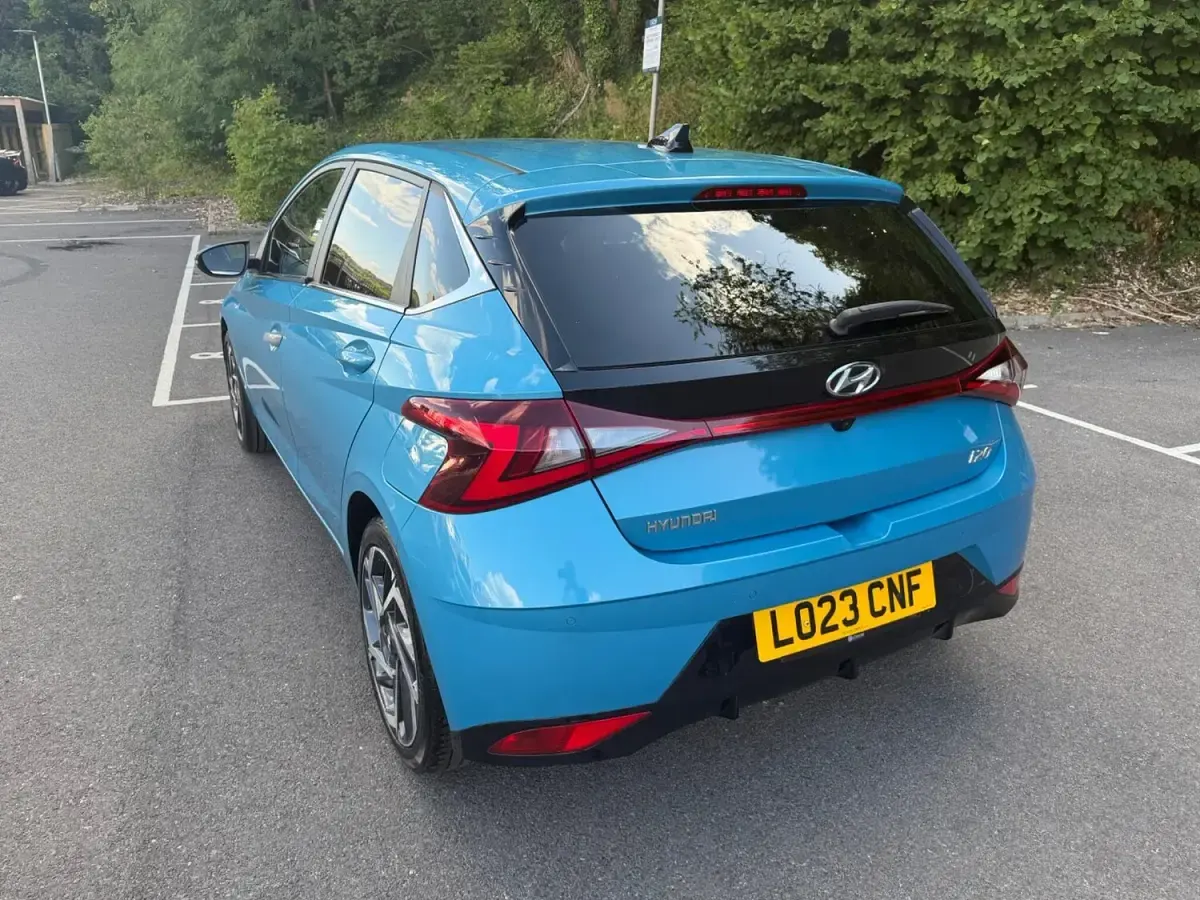 Used Hyundai i20 Premium 2023 Turquoise Hatchback