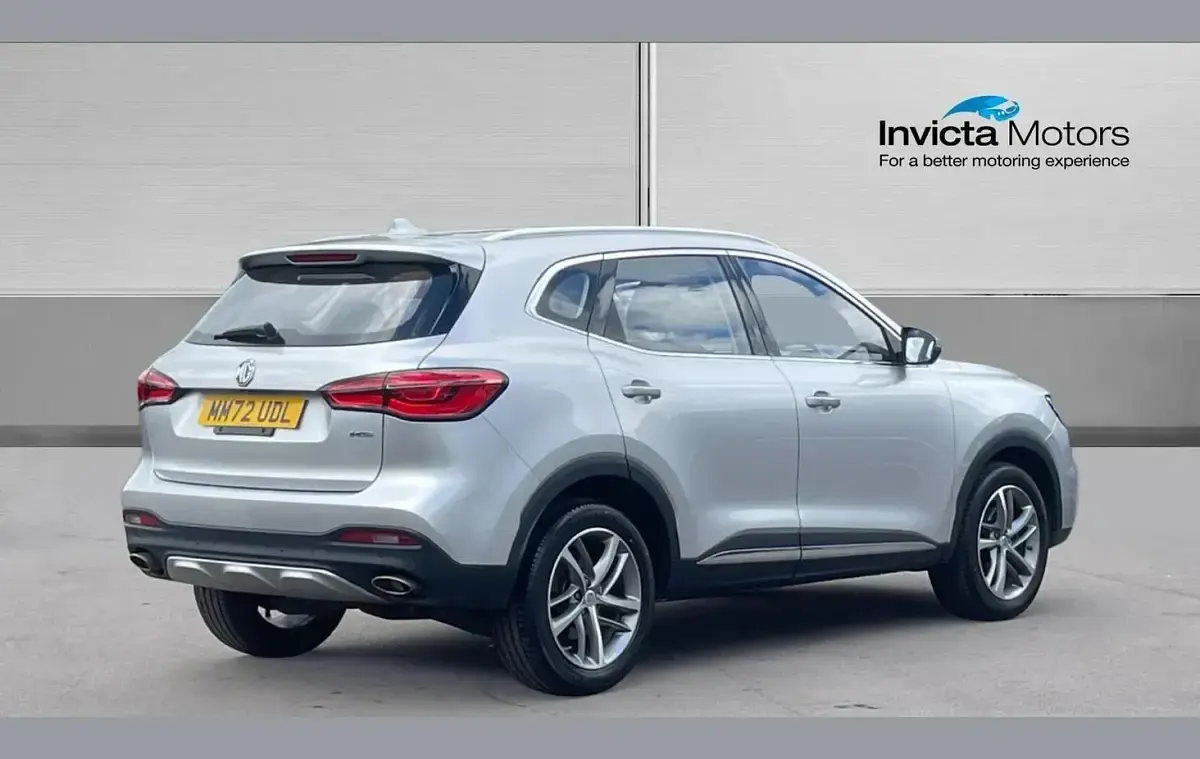 Used MG HS Excite 162 HP (119 kW) 2023 Silver SUV