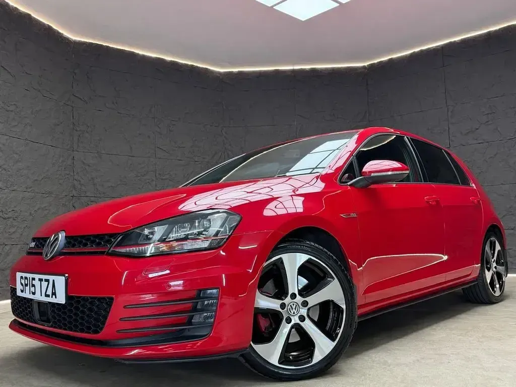 Used VW Golf VII GTI 2015 Red Hatchback
