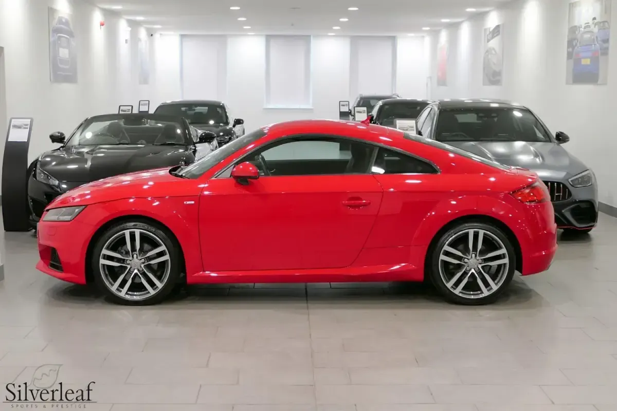 Second-hand Audi TT S-Line 230 CP (169 kW) 2018 Roșu Coupe