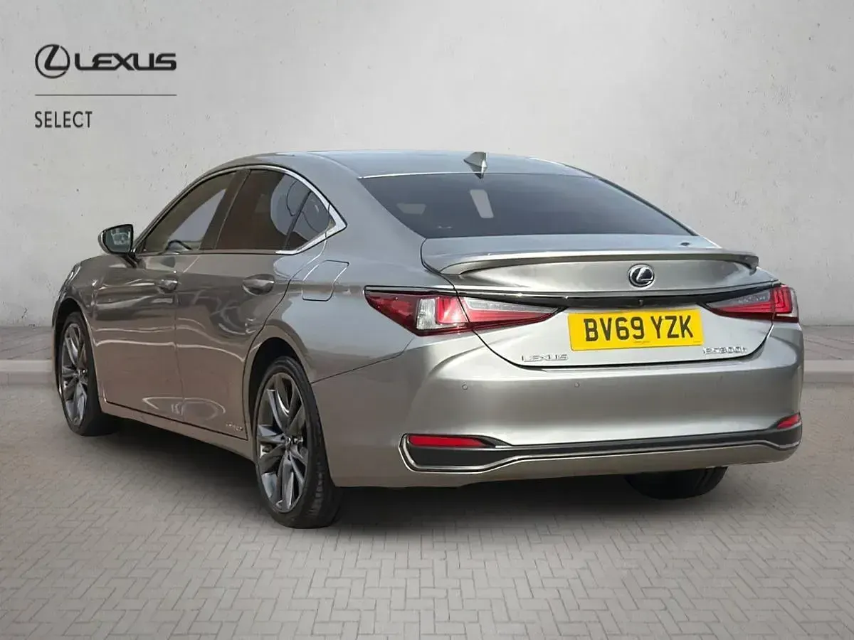Used Lexus ES300H Sport Line 2019 Silver Sedan