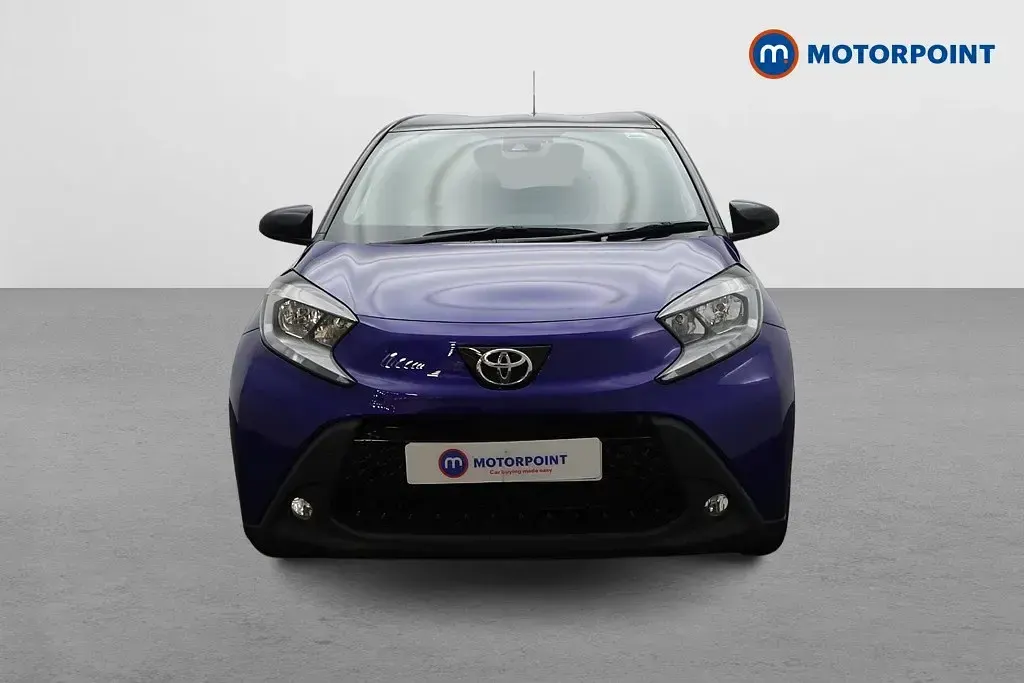 Usado Toyota Aygo X 2022 Azul SUV