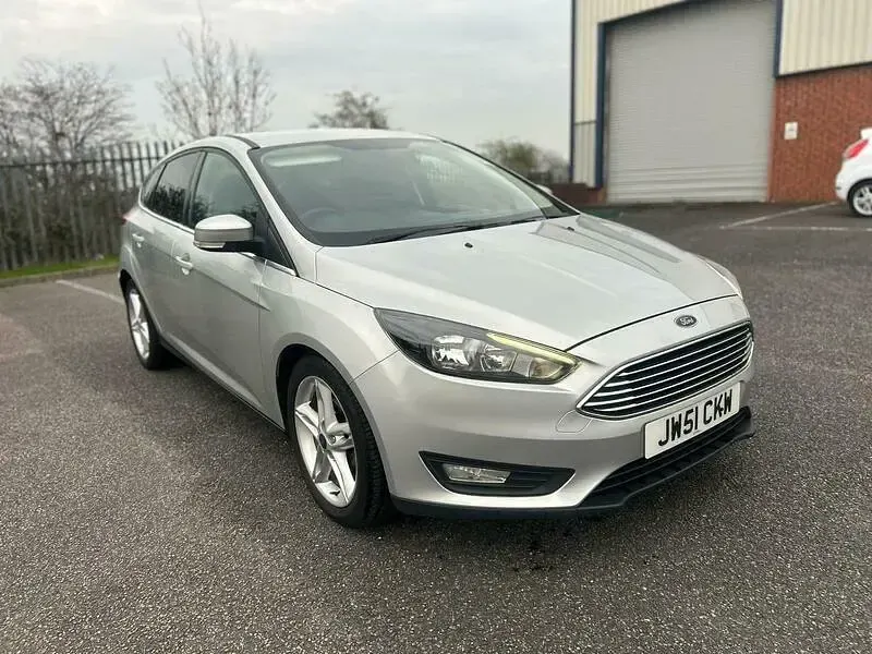 Used Ford Focus Zetec 2016 Silver Hatchback