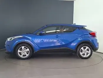 Used Toyota C-HR 115 HP (84 kW) 2018 Blue SUV