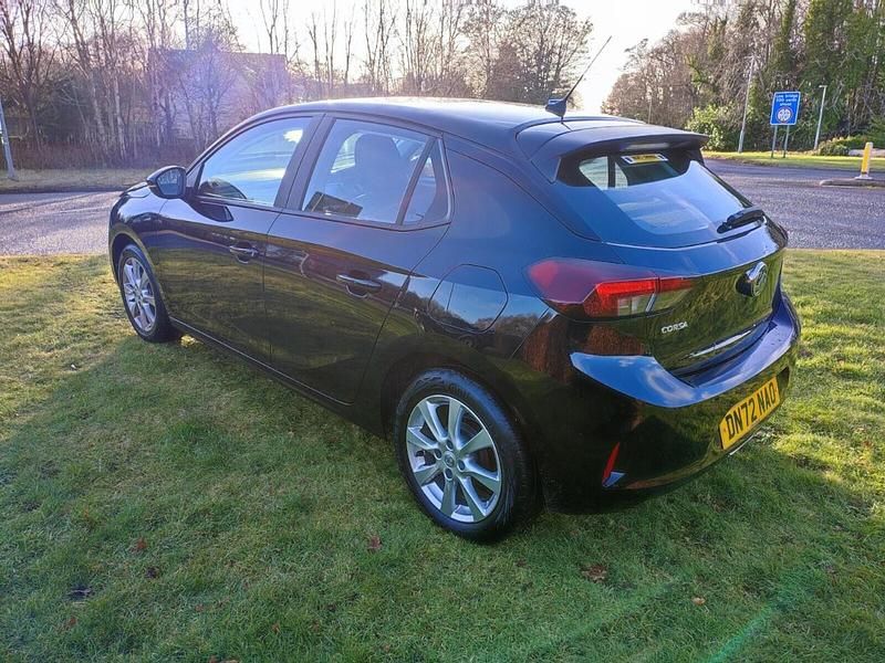 Second-hand Vauxhall Corsa Design Edition 74 CP (54 kW) 2022 Negru Hatchback