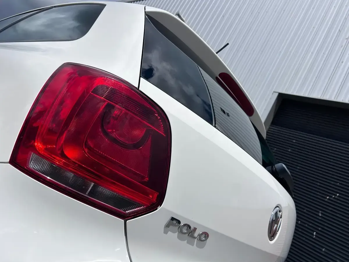 Used VW Polo Match 70 HP (51 kW) 2013 White Hatchback