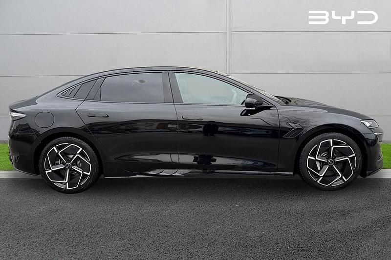 Used BYD Seal Design 230 kW (313 HP) 2025 Black Sedan