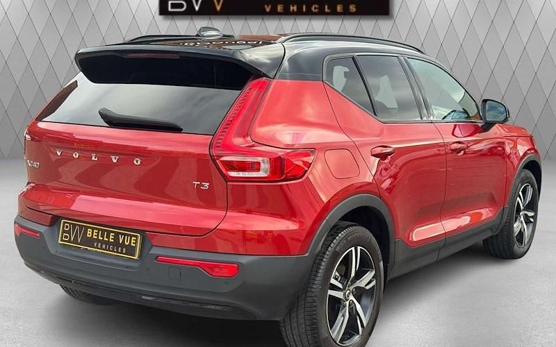 Used Volvo XC40 R-Design 163 HP (119 kW) 2021 SUV
