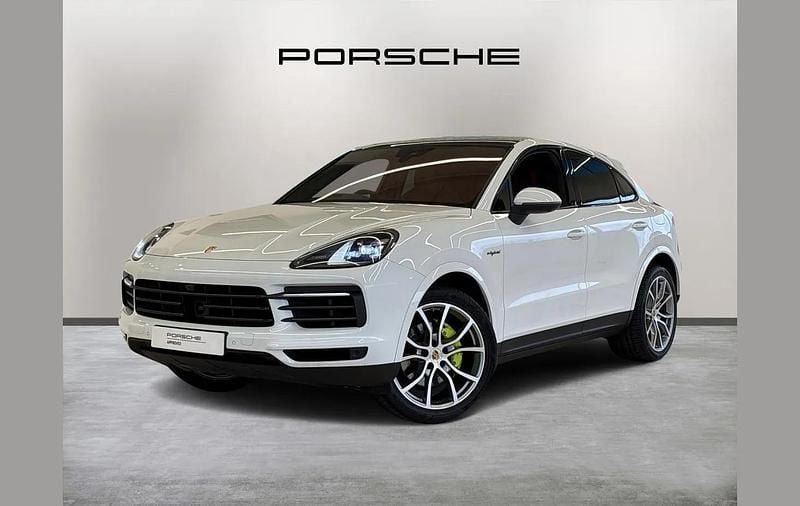 Usado Porsche Cayenne Platinum Edition 456 HP (335 kW) 2022 Branco SUV