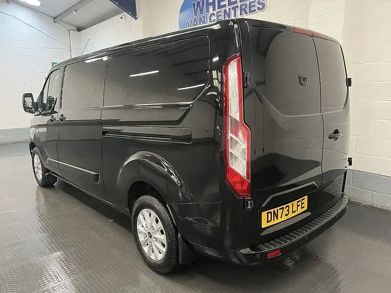 Used Ford Transit Custom Limited 130 HP (95 kW) 2023 Black Van