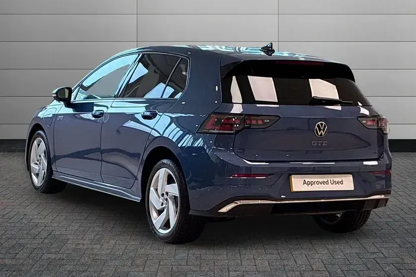 Used VW Golf VIII GTE 272 HP (200 kW) 2024 Blue Hatchback