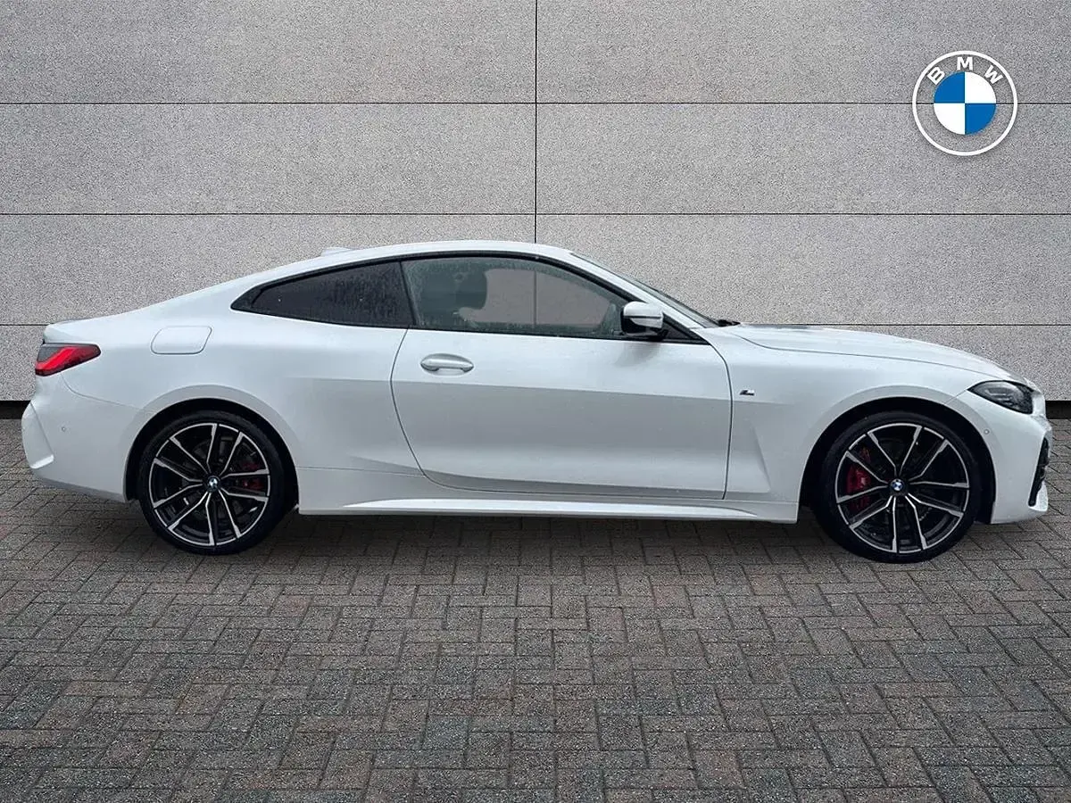 Used BMW 420 M Sport 190 HP (139 kW) 2022 White Coupe