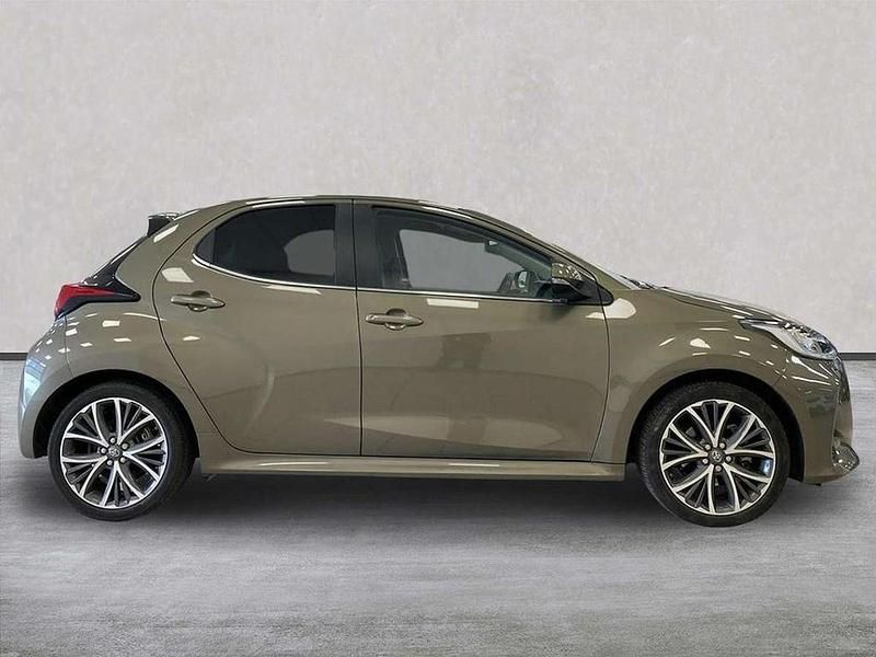 Used Toyota Yaris Hybrid 116 HP (85 kW) 2023 Other Hatchback