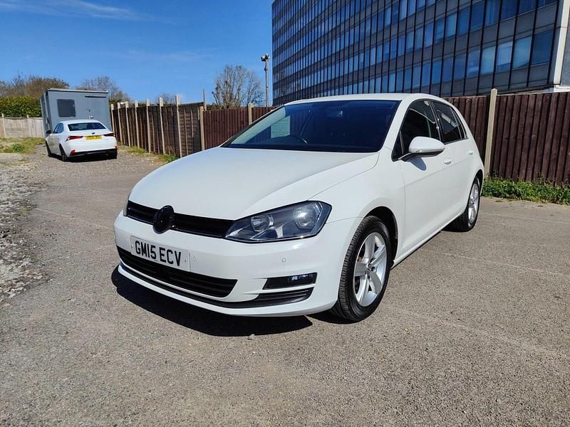 Usado VW Golf VII Match 2015 Branco Citadino
