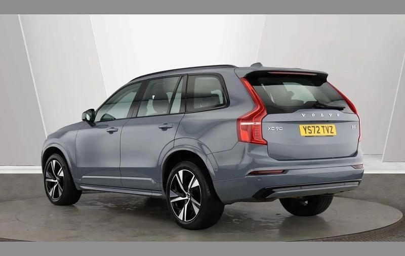 Used Volvo XC90 Plus 232 HP (170 kW) 2022 Grey SUV
