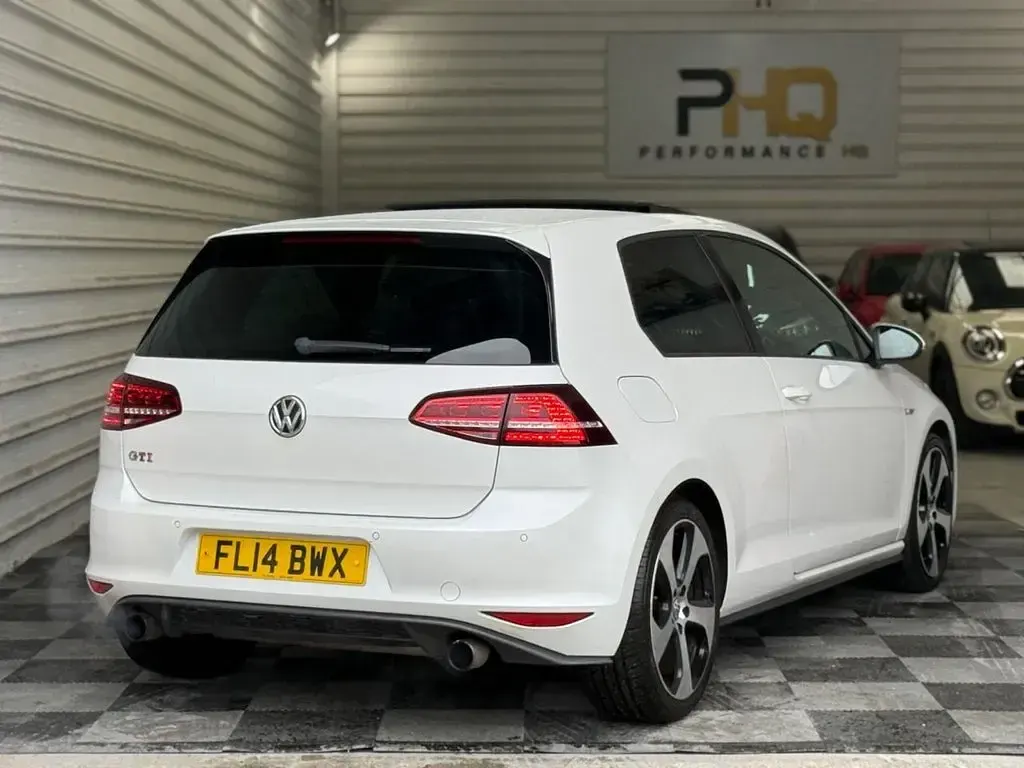 Used VW Golf VII GTI 2014 White Hatchback