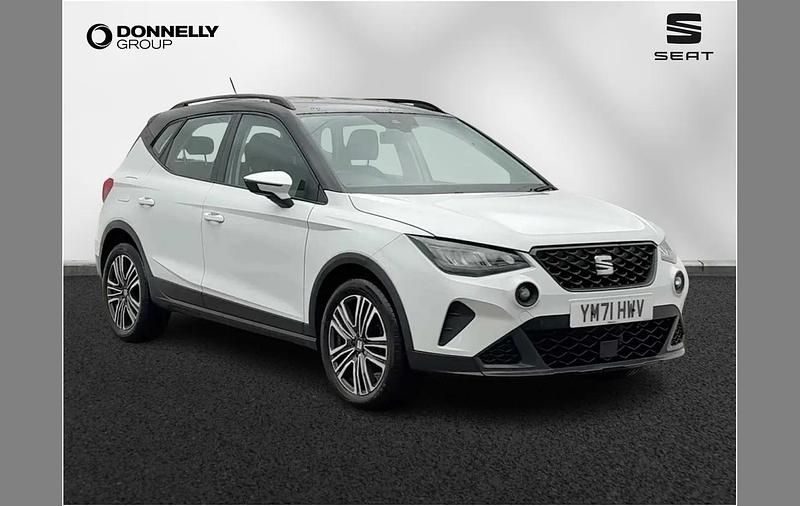 Used Seat Arona SE Technology 94 HP (69 kW) 2022 White SUV