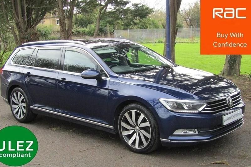 Used VW Passat GT 120 HP (88 kW) 2018 Blue Estate