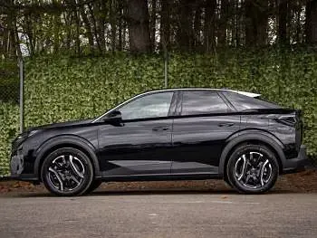 New Peugeot e-3008 Allure 156 kW (213 HP) 2026 Additional metallic  nera black SUV