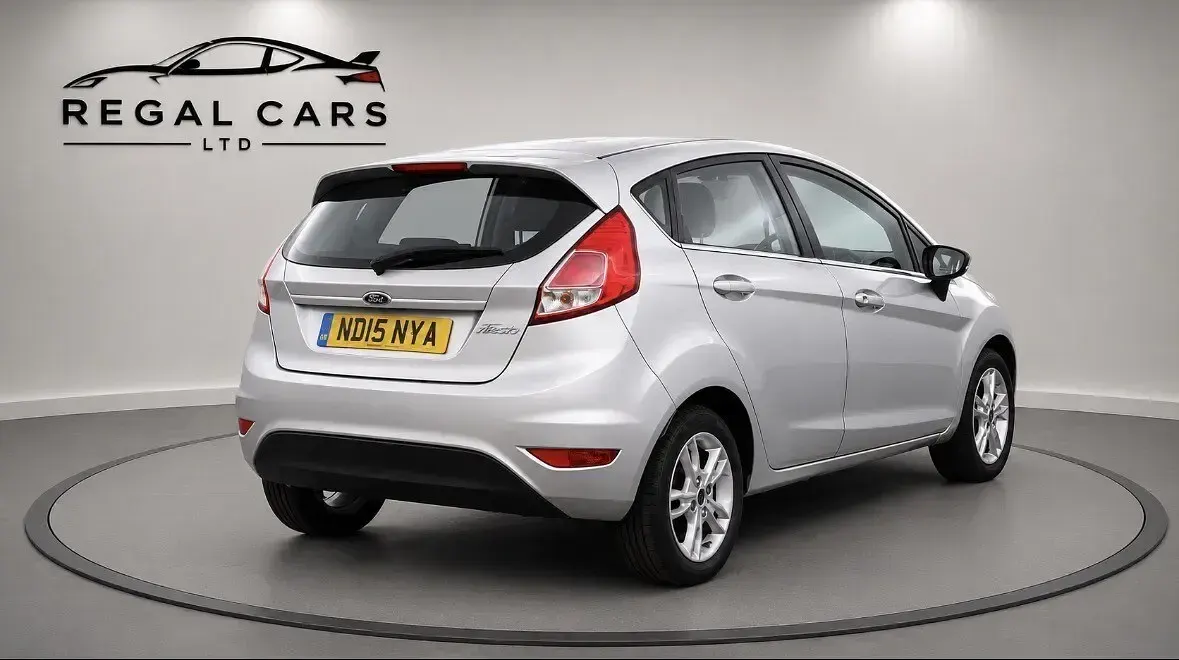 Used Ford Fiesta Zetec 2015 Silver Hatchback