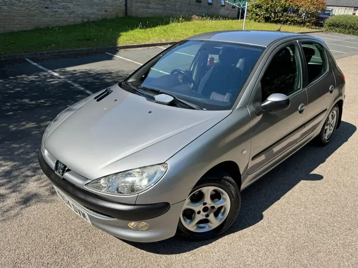 Used Peugeot 206 109 HP (80 kW) 2004 Grey Hatchback