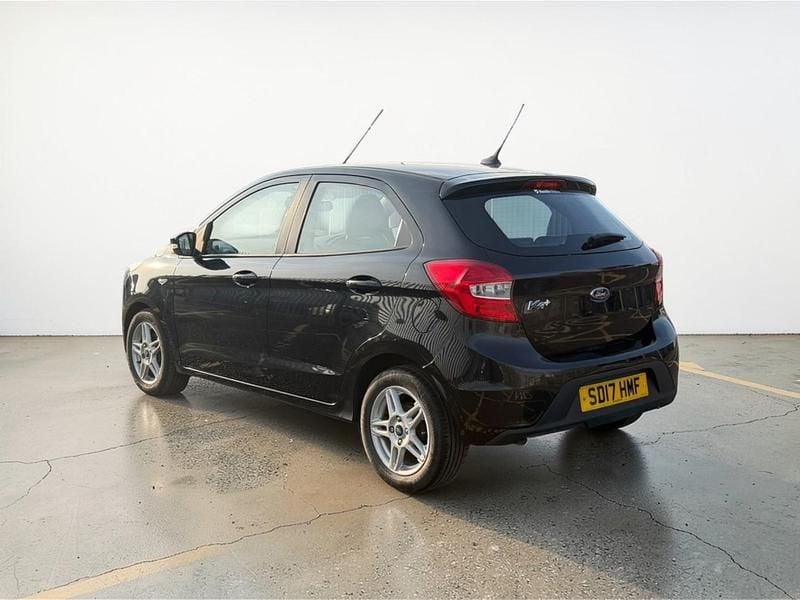 Used Ford Ka Plus Zetec 70 HP (51 kW) 2017 Black Hatchback