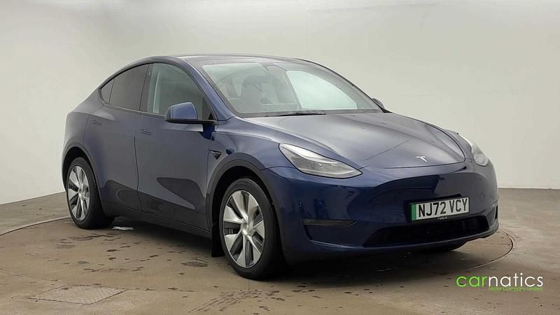Blue Used 2022 Tesla Model Y Long Range AWD SUV | £25,650 (Fair price) - Image 1/4