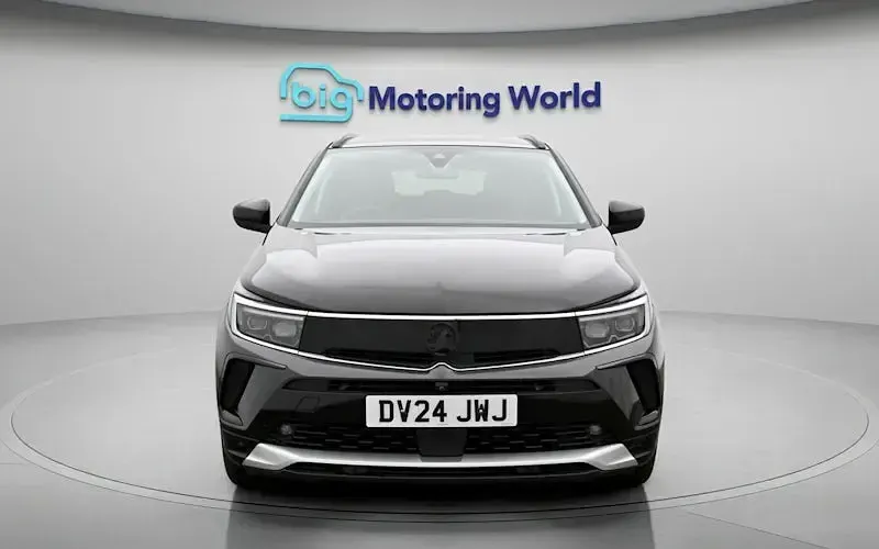 Used Vauxhall Grandland X Ultimate 131 HP (96 kW) 2024 Black SUV
