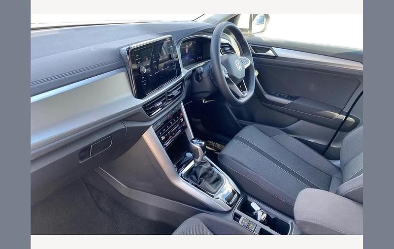 Used VW T-Roc Match 150 HP (110 kW) 2025 Pure white SUV