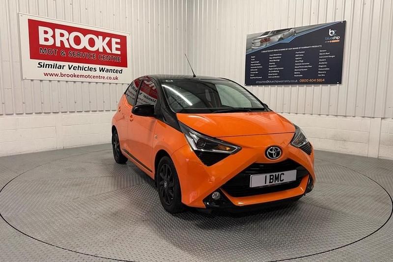 Orange Used 2020 Toyota Aygo X-cite Hatchback | £11,990 (Fair price) - Image 1/1
