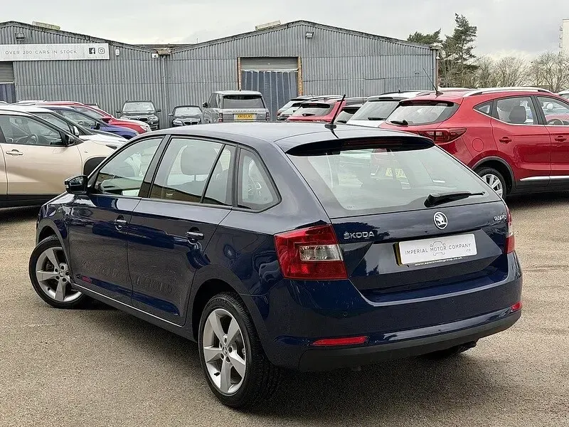 Used Skoda Rapid SE 110 HP (80 kW) 2016 Blue Hatchback