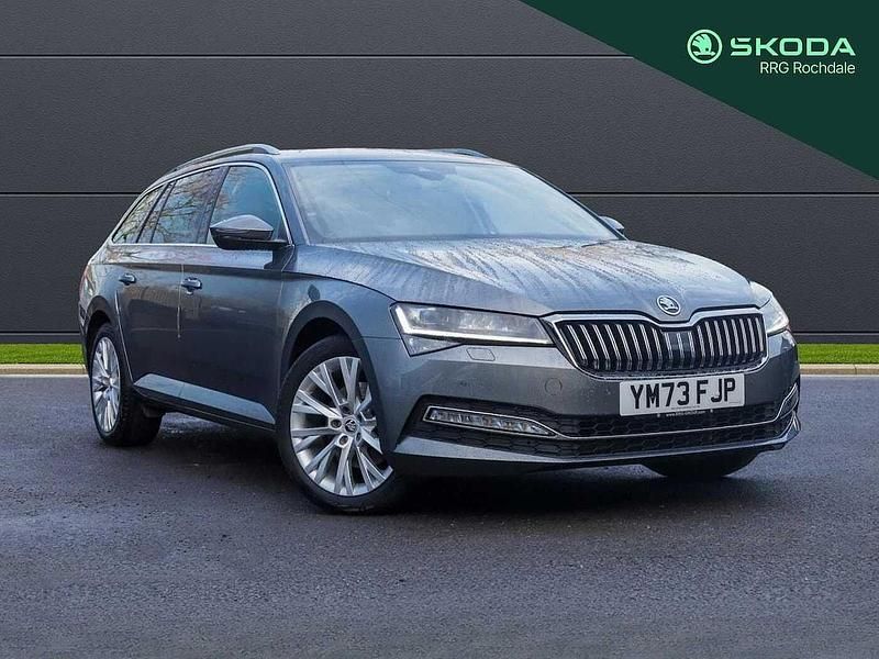 Graphite grey metallic Used 2024 Skoda Superb SE L Estate | £24,900 (Fair price) - Image 1/4