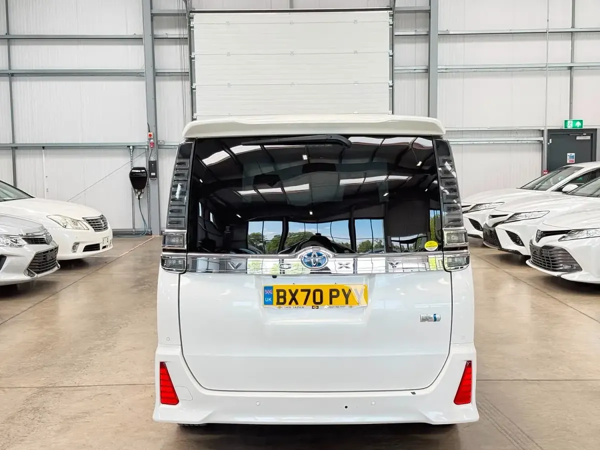 Used Toyota Noah 2026 White MPV