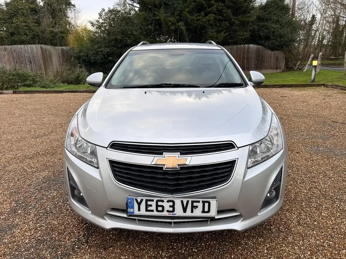 Used Chevrolet Cruze LT 141 HP (103 kW) 2013 Silver Estate