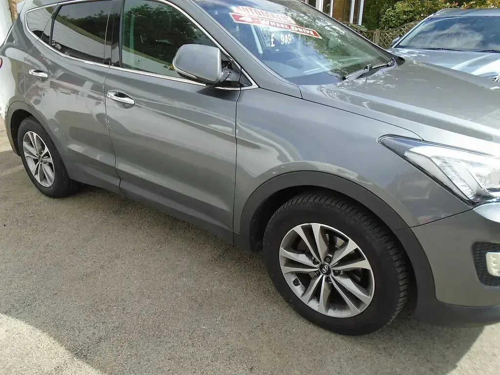 Used Hyundai Santa Fe Premium 194 HP (142 kW) 2015 Silver SUV