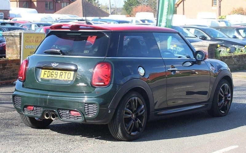 Used Mini John Cooper Works Hatch 231 HP (169 kW) 2020 Green Hatchback