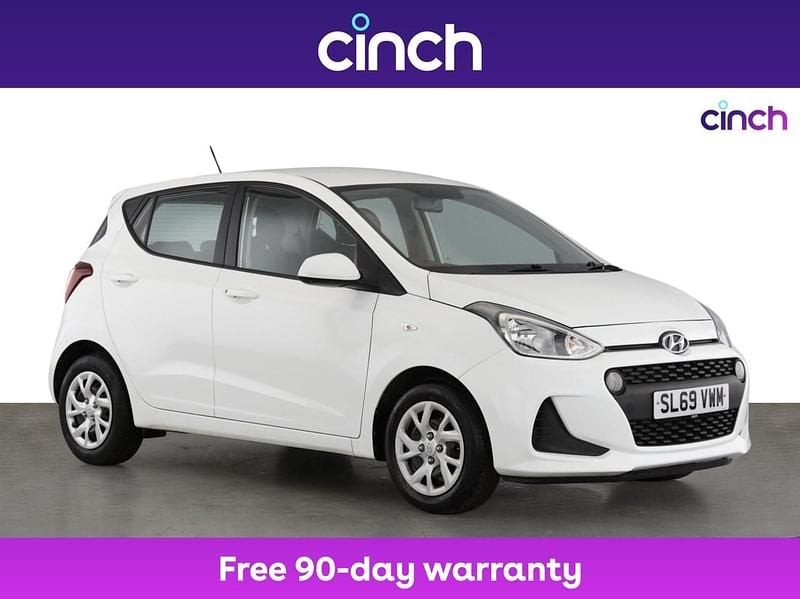 White Used 2019 Hyundai i10 SE Hatchback | £10,099 (Fair price) - Image 1/3