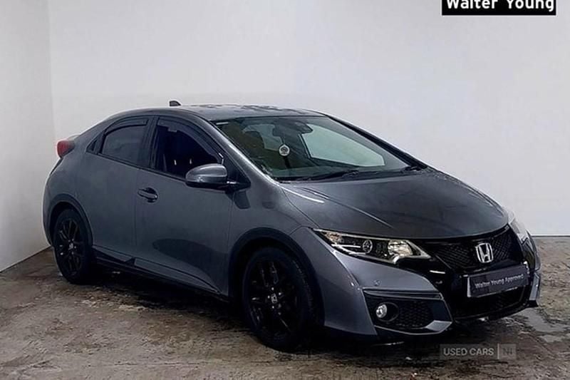 Used Honda Civic Sport 120 HP (88 kW) 2017 Silver Hatchback