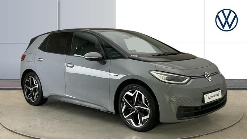 Grey Used 2022 VW ID.3 Pro Hatchback | £21,197 (Good price) - Image 1/3
