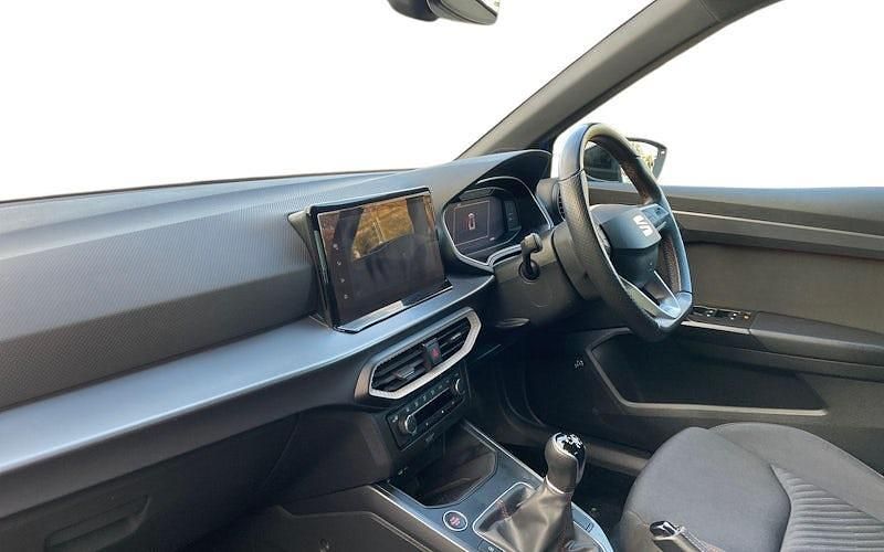 Used Seat Arona FR 116 HP (85 kW) 2024 Blue SUV