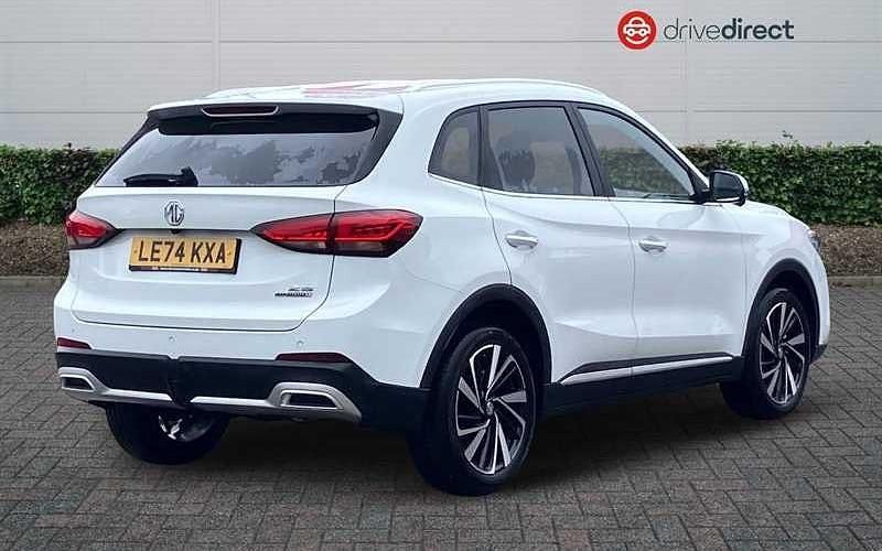 Used MG ZS Trophy 196 HP (144 kW) 2024 White SUV