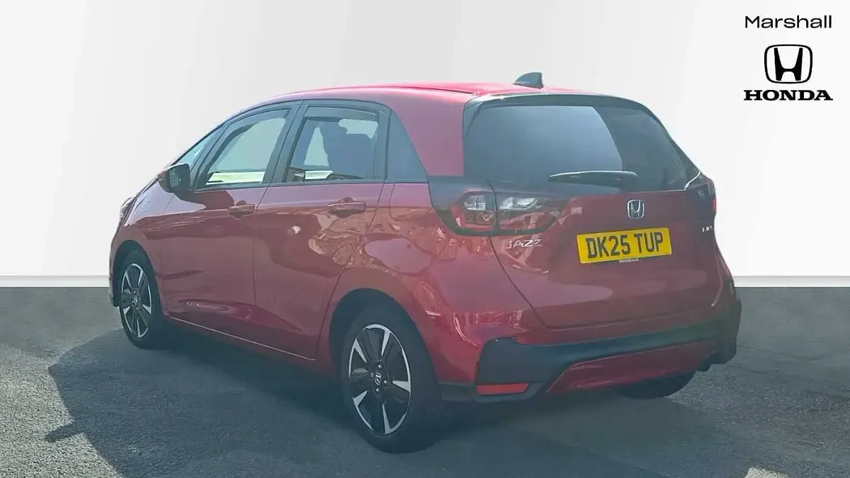 Used Honda Jazz Advance 122 HP (89 kW) 2025 Red Hatchback