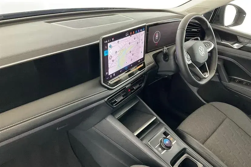 Usado VW Tiguan Match 150 HP (110 kW) 2025 Cinzento SUV