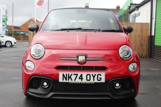 Used Abarth 595C Turismo 165 HP (121 kW) 2024 Red Cabriolet