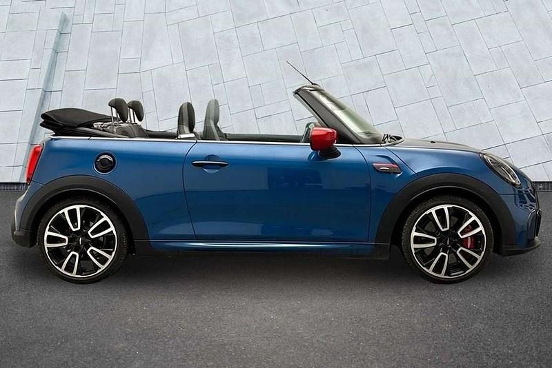 Usado Mini Cooper Cabriolet 2023 Cabrios