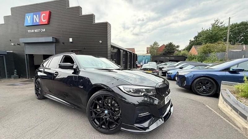 Black Used 2021 BMW 330e M Sport Estate | £20,991 (Fair price) - Image 1/4