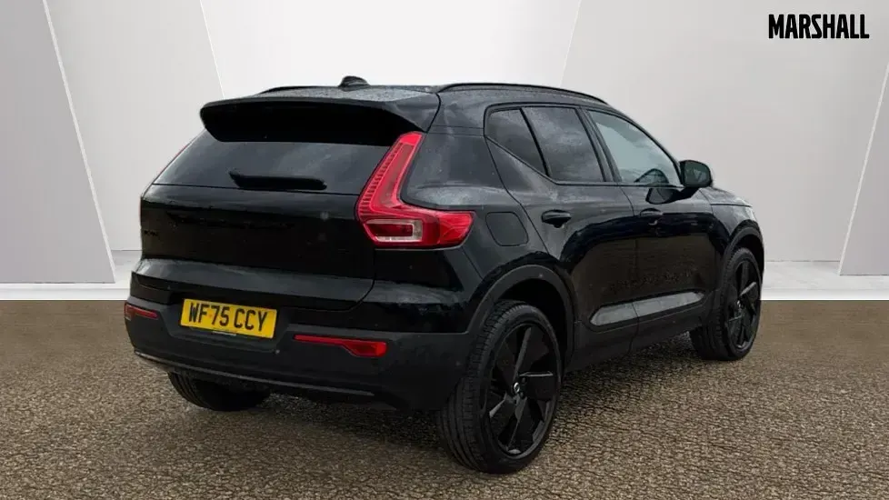 Used Volvo XC40 Plus 197 HP (144 kW) 2025 Black SUV