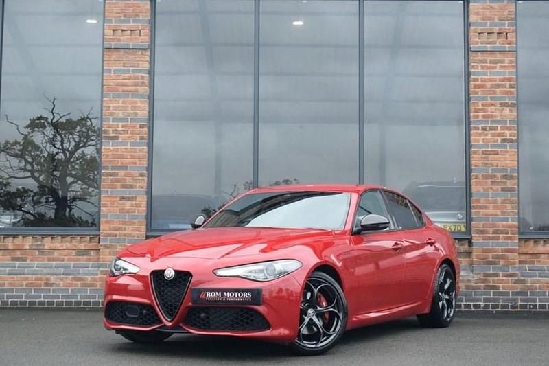 Used 2019 Alfa Romeo Giulia Ti Sedan | £23,999 (Expensive) - Image 1/1