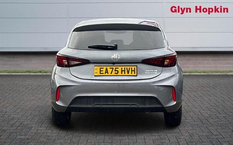 Usado MG MG3 Trophy 194 HP (142 kW) 2025 Cinzento Citadino